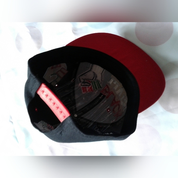 Hat - Picture 3 of 3